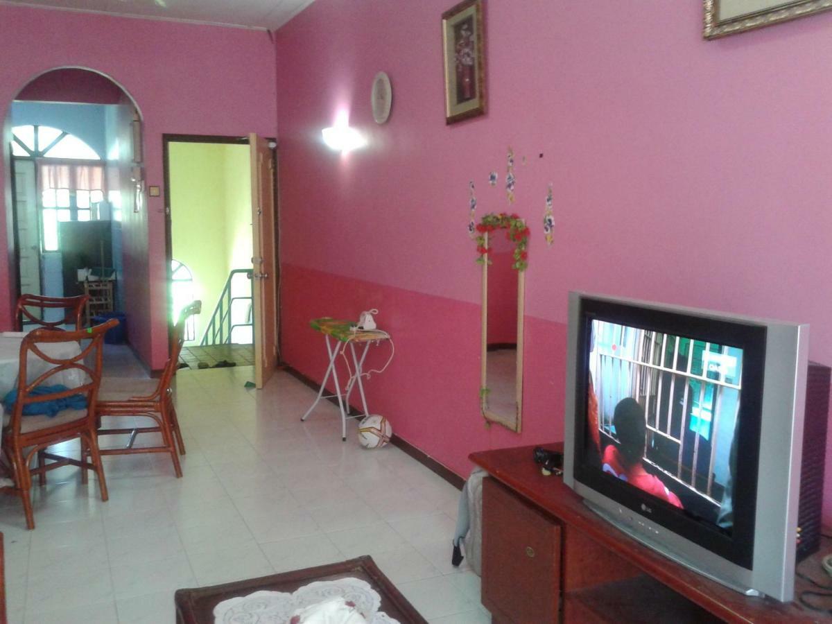 Seri Lagenda Apartment Kuah Esterno foto